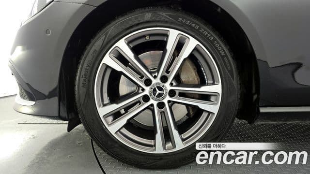 Mercedes-Benz E-класс W213 Avantgarde, 2021 все фото