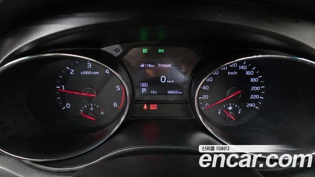 Kia The / новый New Carnival Luxury, 2019 8