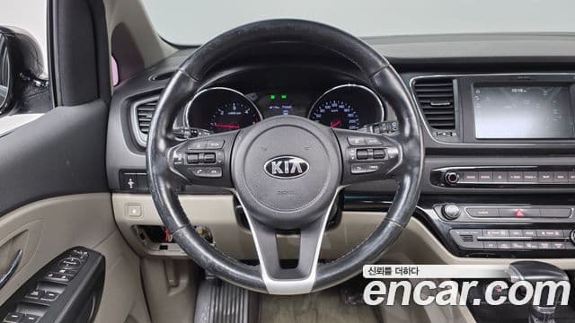 Kia The / новый New Carnival Luxury, 2019 13