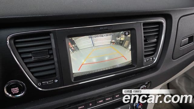 Kia The / новый New Carnival Luxury, 2019 15