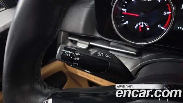 Kia Carnival 4세대 Prestige, 2022 17