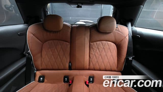 Mini Cooper S 3세대, 2022 13