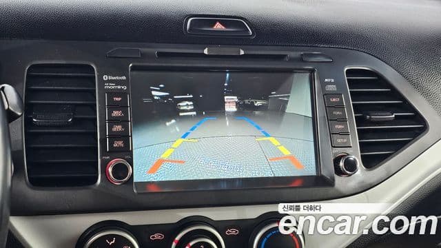 Kia All New Morning Deluxe Trendy, 2015 18