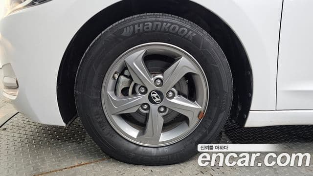 Hyundai Avante AD 1.6 GDI Smart, 2016 все фото