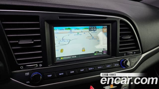 Hyundai Avante AD 1.6 GDI Smart, 2016 18