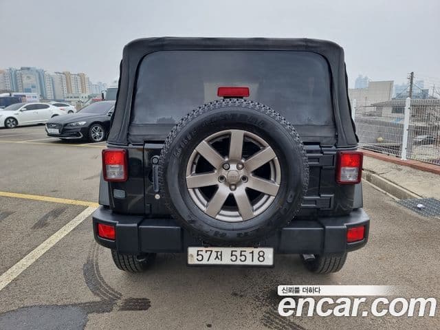 Jeep Wrangler (JK) 3.8 70th Anniversary, 2011 4