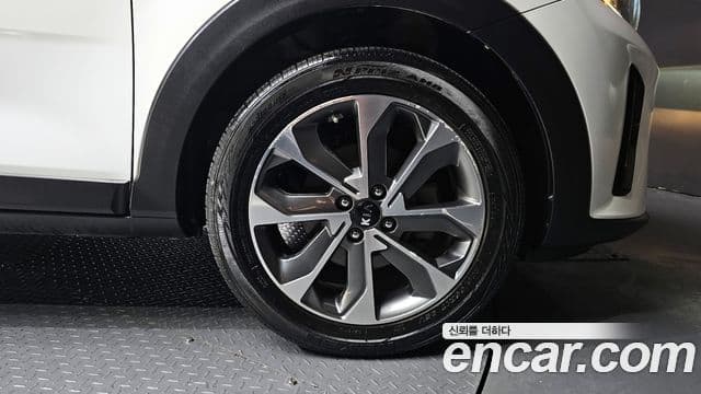 Kia Stonic Prestige, 2019 все фото