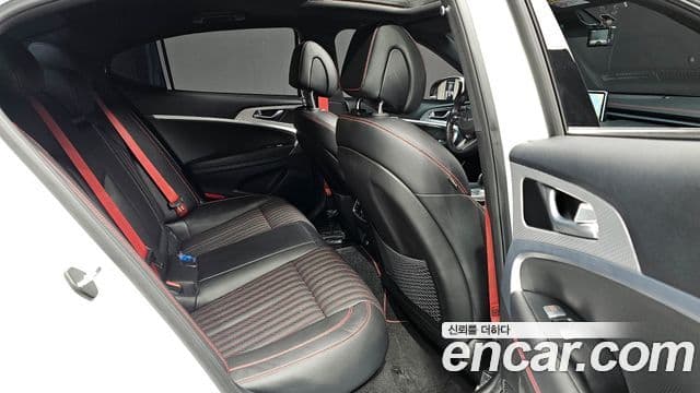 Genesis The / новый New G70, 2021 11