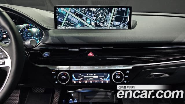 Genesis G80 (RG3) бензин 2.5 турбо AWD, 2024 12