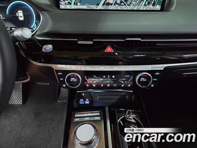 Genesis G80 (RG3) бензин 2.5 турбо AWD, 2024 14