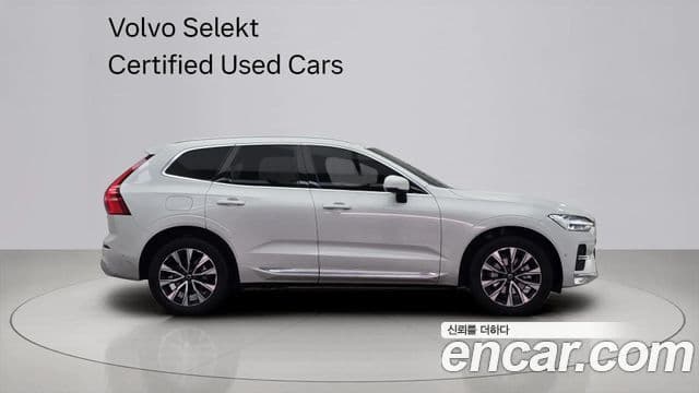 Volvo XC60 2세대 B5 Ultra Bright, 2025 3