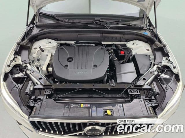 Volvo XC60 2세대 B5 Ultra Bright, 2025 6