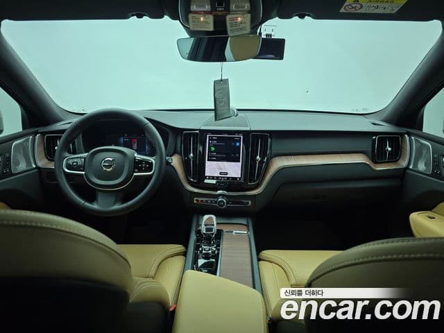 Volvo XC60 2세대 B5 Ultra Bright, 2025 7