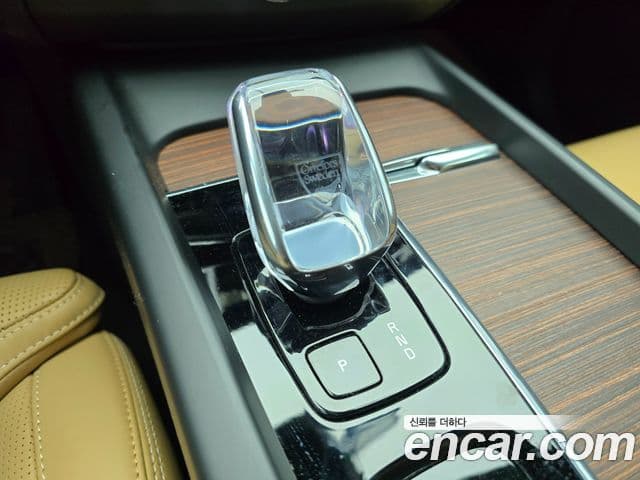 Volvo XC60 2세대 B5 Ultra Bright, 2025 9