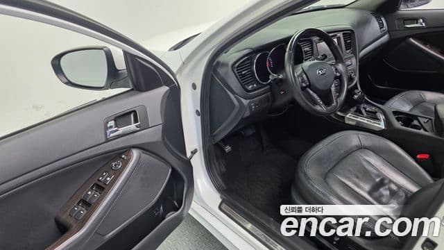 Kia K5 Prestige, 2013 12