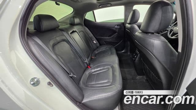 Kia K5 Prestige, 2013 20