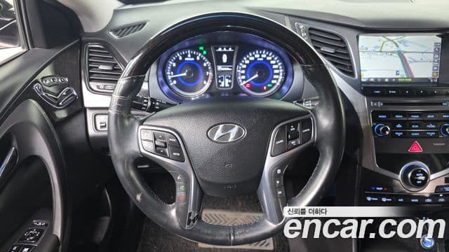 Hyundai Grandeur HG LPG HG300 для людей с инвалидностью, 2016 14