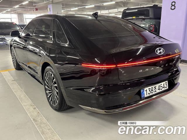 Hyundai Grandeur гибрид (GN7) Calligraphy, 2023 2