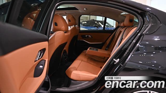 BMW 3시리즈 (G20), 2025 10