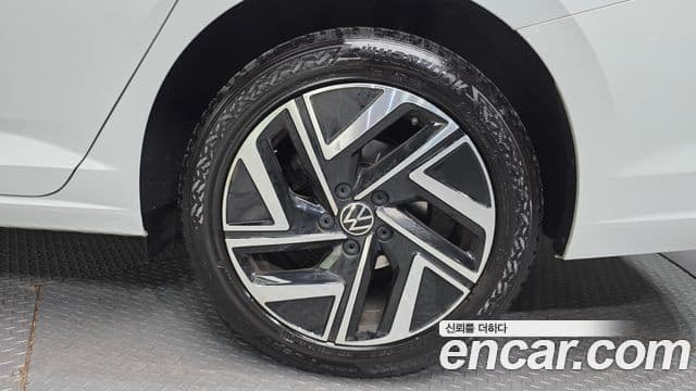 Volkswagen Jetta 7세대 Prestige, 2023 все фото