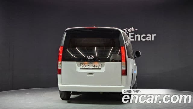 Hyundai Staria Modern, 2023 4