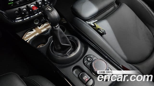 Mini Cooper 클럽맨 2세대, 2019 9