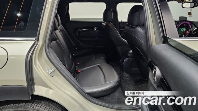 Mini Cooper 클럽맨 2세대, 2019 12