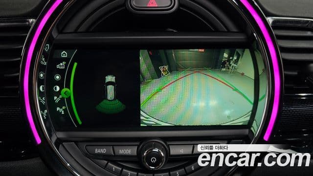 Mini Cooper 클럽맨 2세대, 2019 17