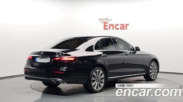 Mercedes-Benz E-класс W213 Exclusive, 2023 2