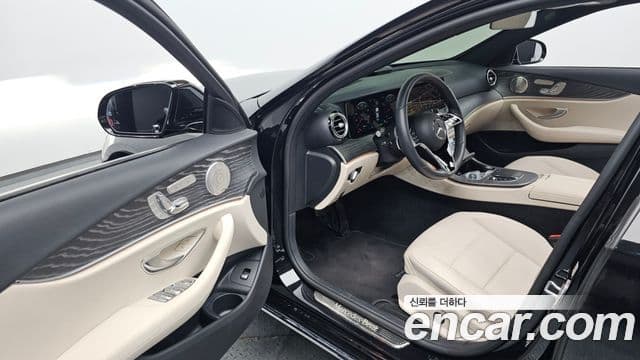 Mercedes-Benz E-класс W213 Exclusive, 2023 11