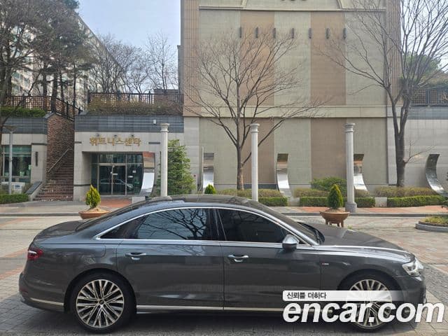 Audi A8 (D5) 55 TFSI Quattro Premium LWB, 2023 4