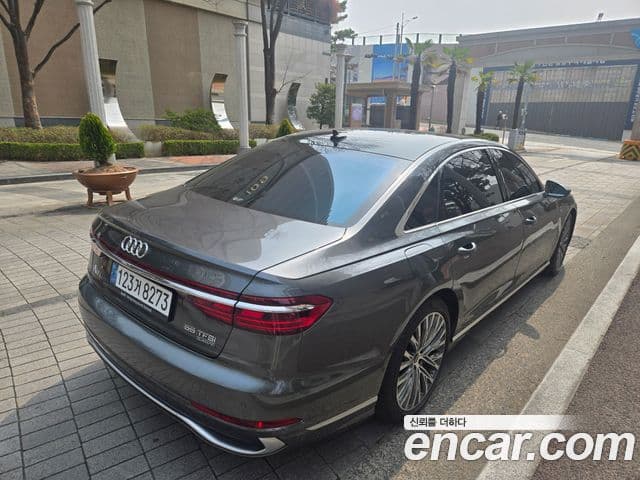 Audi A8 (D5) 55 TFSI Quattro Premium LWB, 2023 6