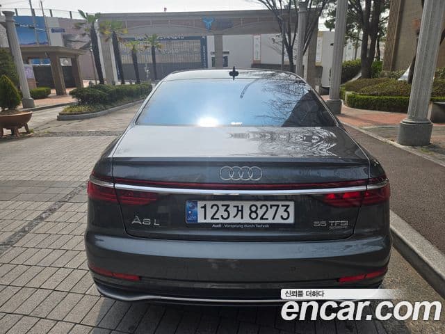 Audi A8 (D5) 55 TFSI Quattro Premium LWB, 2023 8