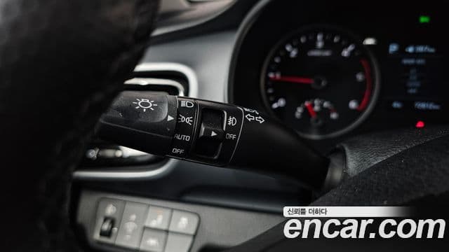 Kia Stonic Prestige, 2018 17