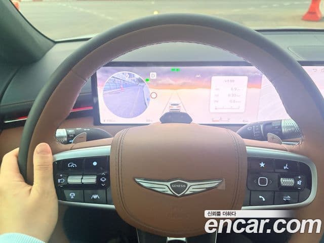 Genesis GV70, 2025 1