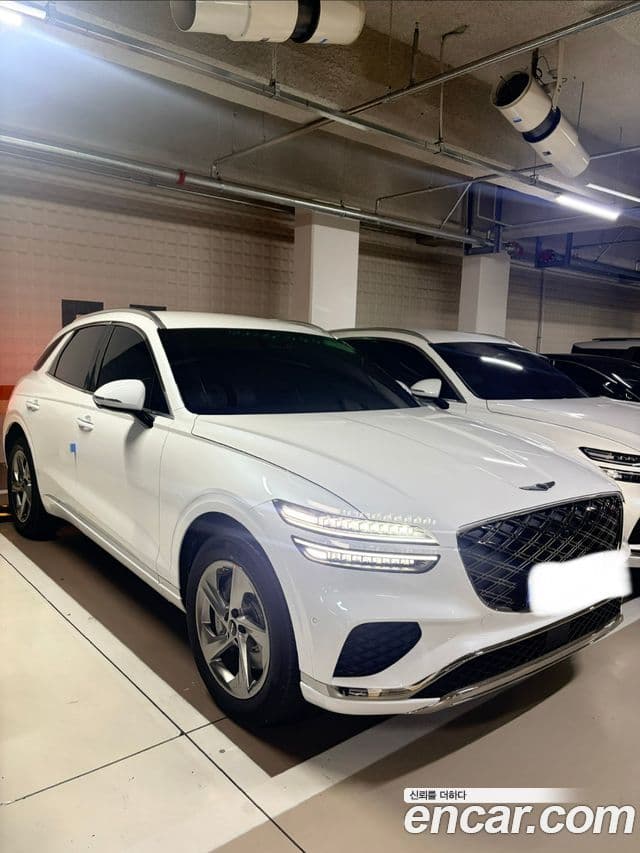 Genesis GV70, 2025 4