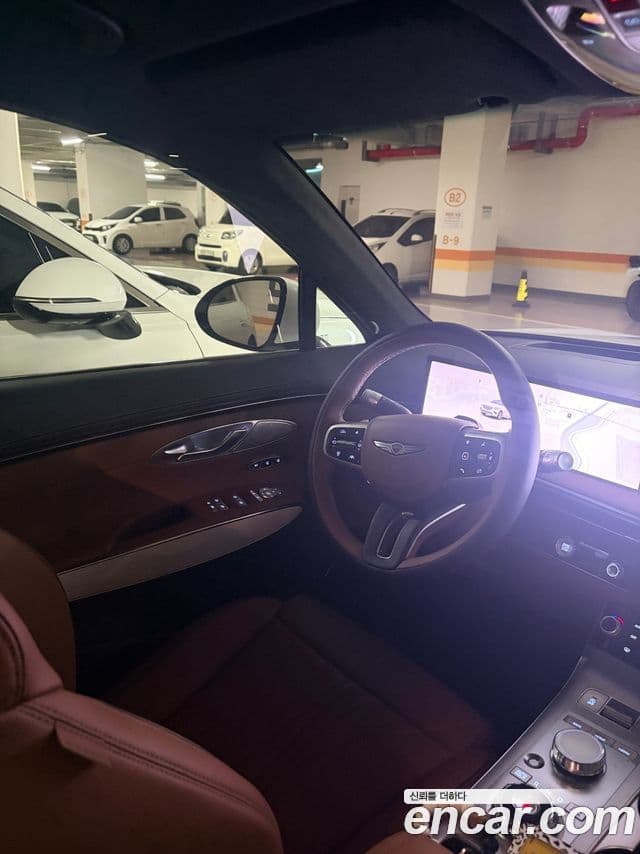Genesis GV70, 2025 8