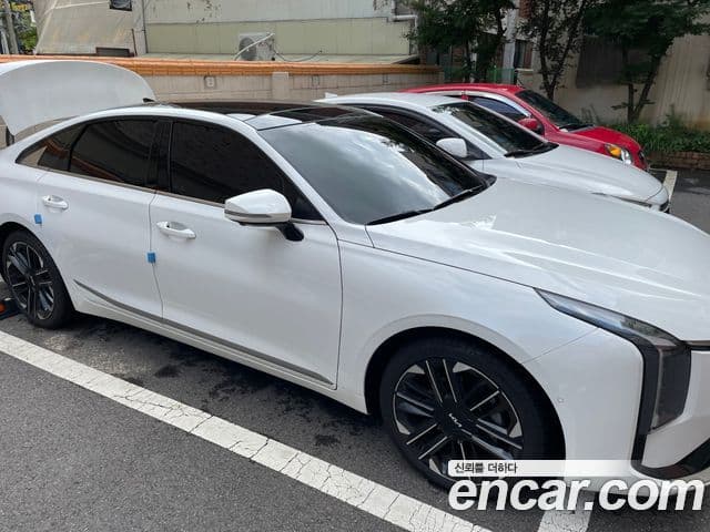 Kia The / новый New K8 гибрид Signature, 2025 9