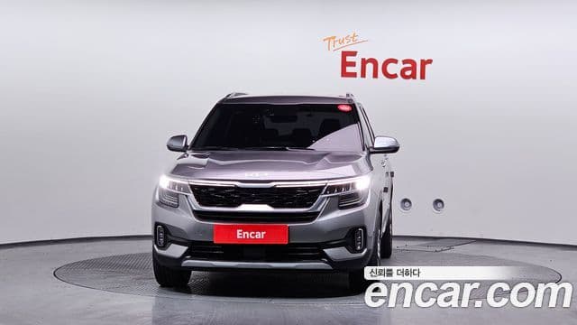 Kia Seltos Signature, 2023 3