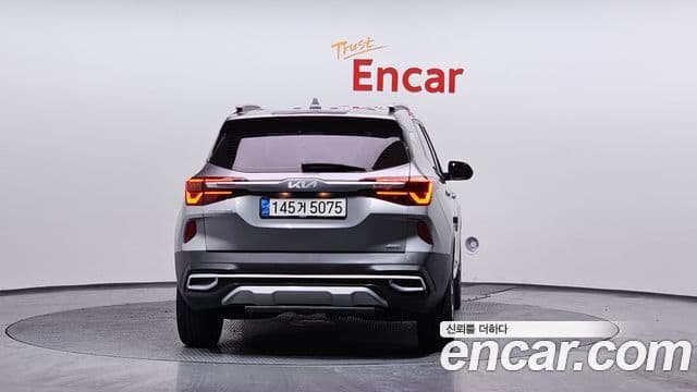 Kia Seltos Signature, 2023 4