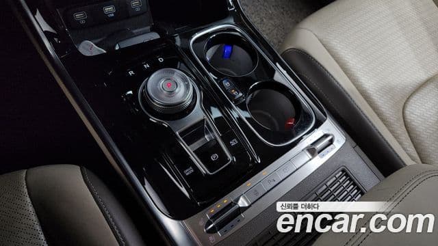 Kia Carnival 4세대 Signature, 2021 9