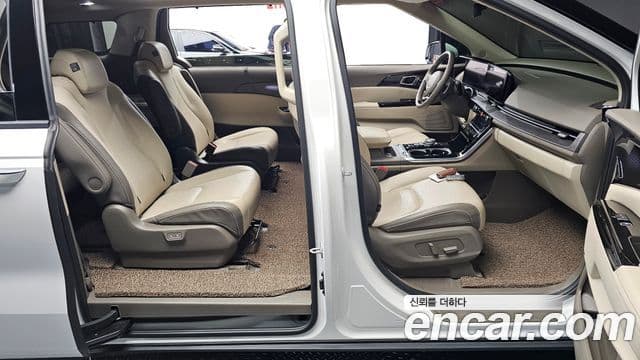 Kia Carnival 4세대 Signature, 2023 10
