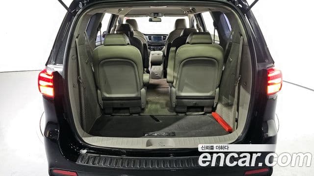 Kia The / новый New Carnival Luxury, 2020 20