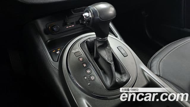 Kia Sportage R топовая версия, 2013 9