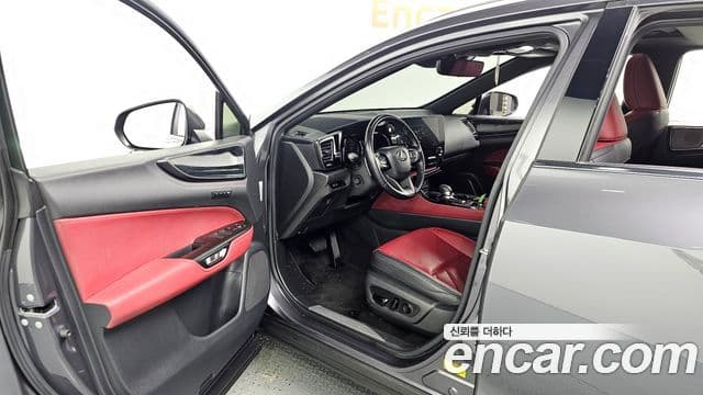 Lexus NX450h+ 2세대 Premium, 2022 10