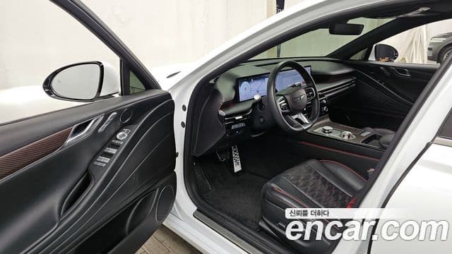 Genesis G80 (RG3) бензин 2.5 турбо AWD, 2025 10