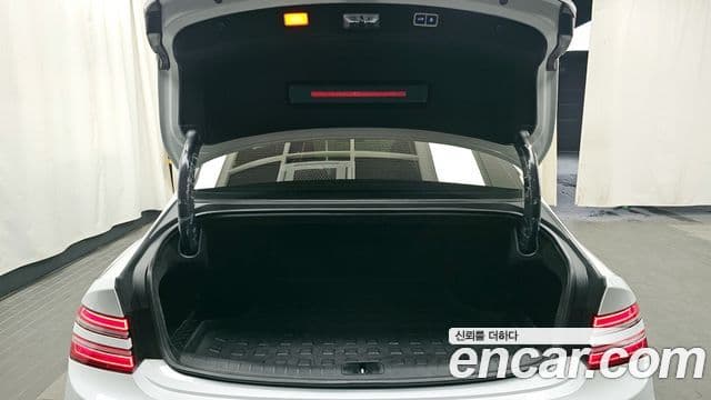 Genesis G80 (RG3) бензин 2.5 турбо AWD, 2025 20