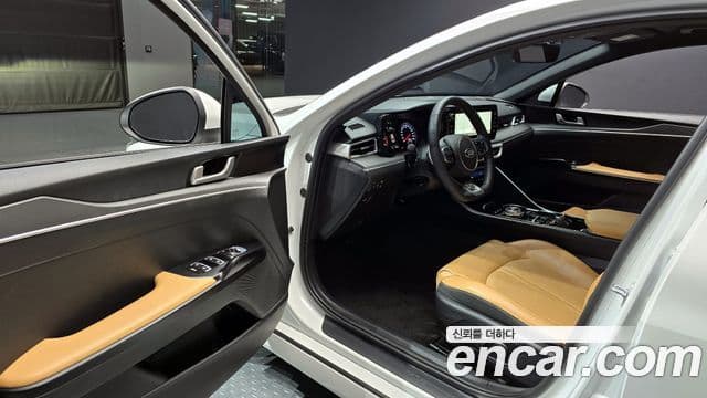 Kia K5 3세대 Prestige, 2021 11