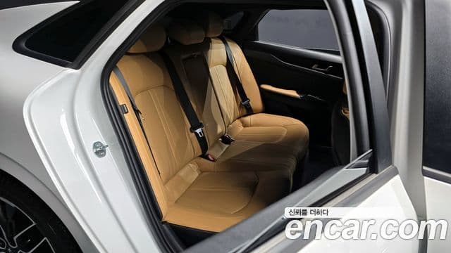 Kia K5 3세대 Prestige, 2021 12