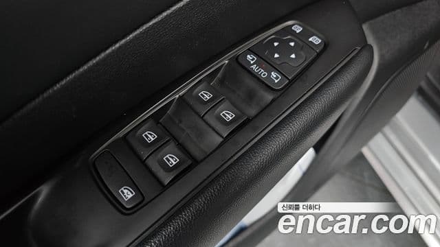 Renault Korea(Samsung) SM6 2.0 LPe SE (арендный автомобиль), 2019 16